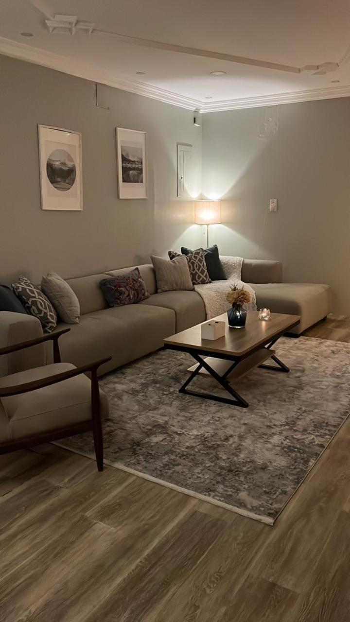 مفروشة خاصه بالخبر Apartment