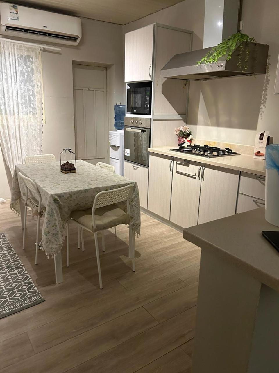 مفروشة خاصه بالخبر Apartment